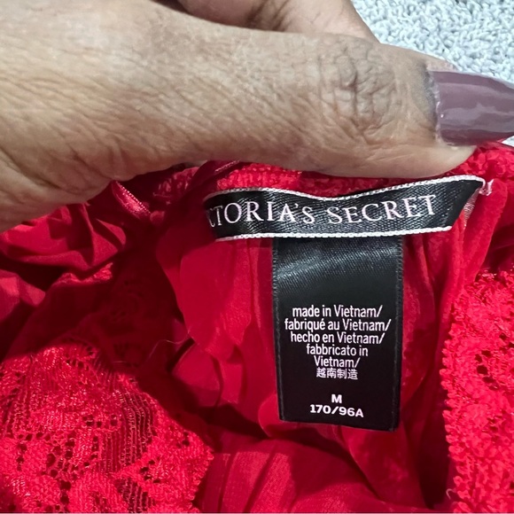 Victoria’s Secret Red Flowy Lace Adjust Strap Baby Doll Top Women’s Size Medium - Picture 4 of 8
